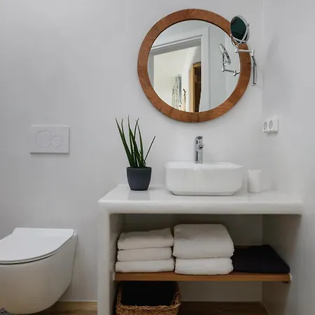 Lägenhetshotell Ktima Mira 4*